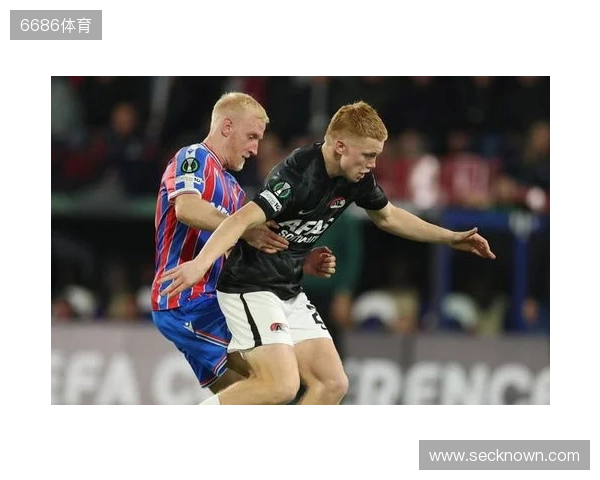 荷媒:利物浦有意阿尔克马尔新星斯密特,斯洛特对其很欣赏